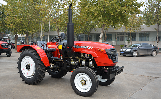 AG百家乐-450型拖拉机